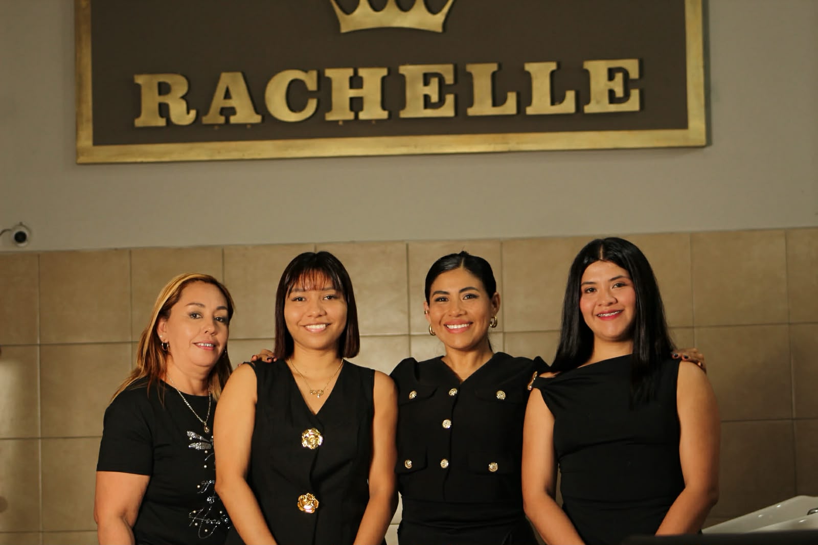 Equipo profesional del salón Rachelle